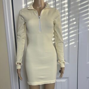 GOQQ Body Con Cream Long Sleeve Dress. Zipper Neckline. Thumb Holes. Medium.
